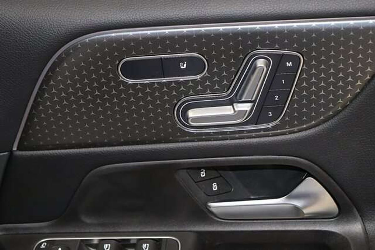 2024 Mercedes-Benz GLB-Class GLB200 X247