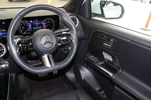 2024 Mercedes-Benz GLB-Class GLB200 X247