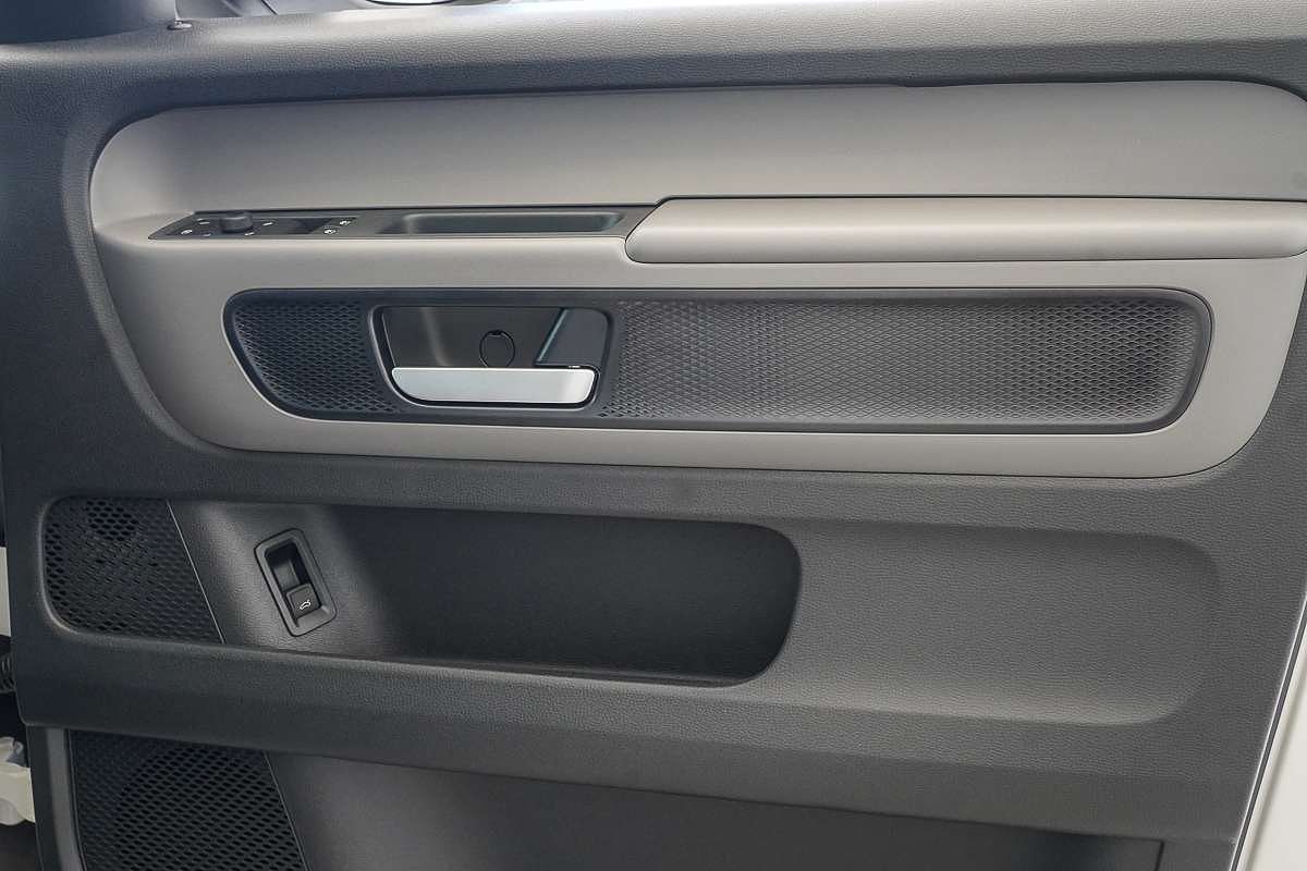 2025 Volkswagen ID. Buzz Cargo BEV550 EBN SWB