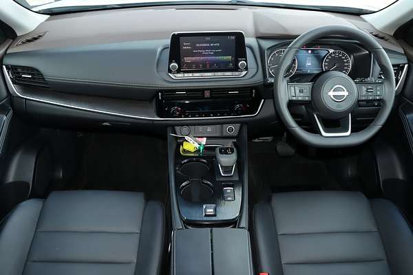 2024 Nissan X-TRAIL ST-L T33