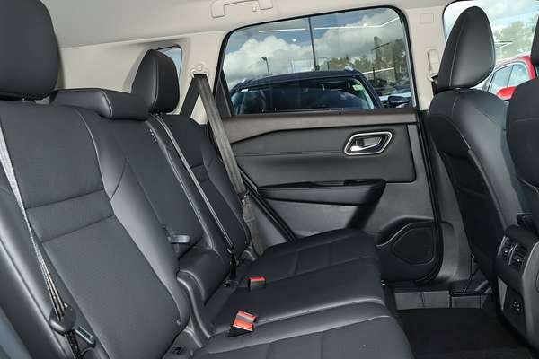 2024 Nissan X-TRAIL ST-L T33