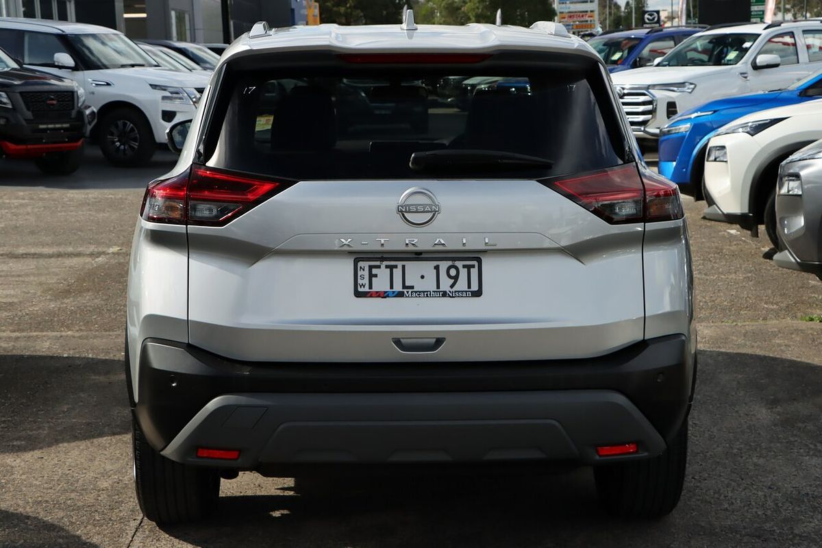 2024 Nissan X-TRAIL ST-L T33