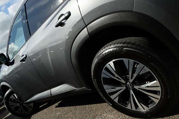2024 Nissan X-TRAIL ST-L T33