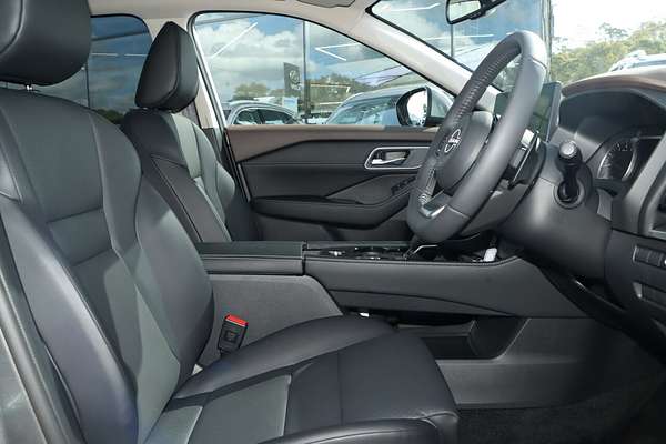 2024 Nissan X-TRAIL ST-L T33