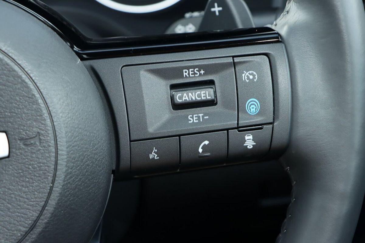 2024 Nissan X-TRAIL ST-L T33