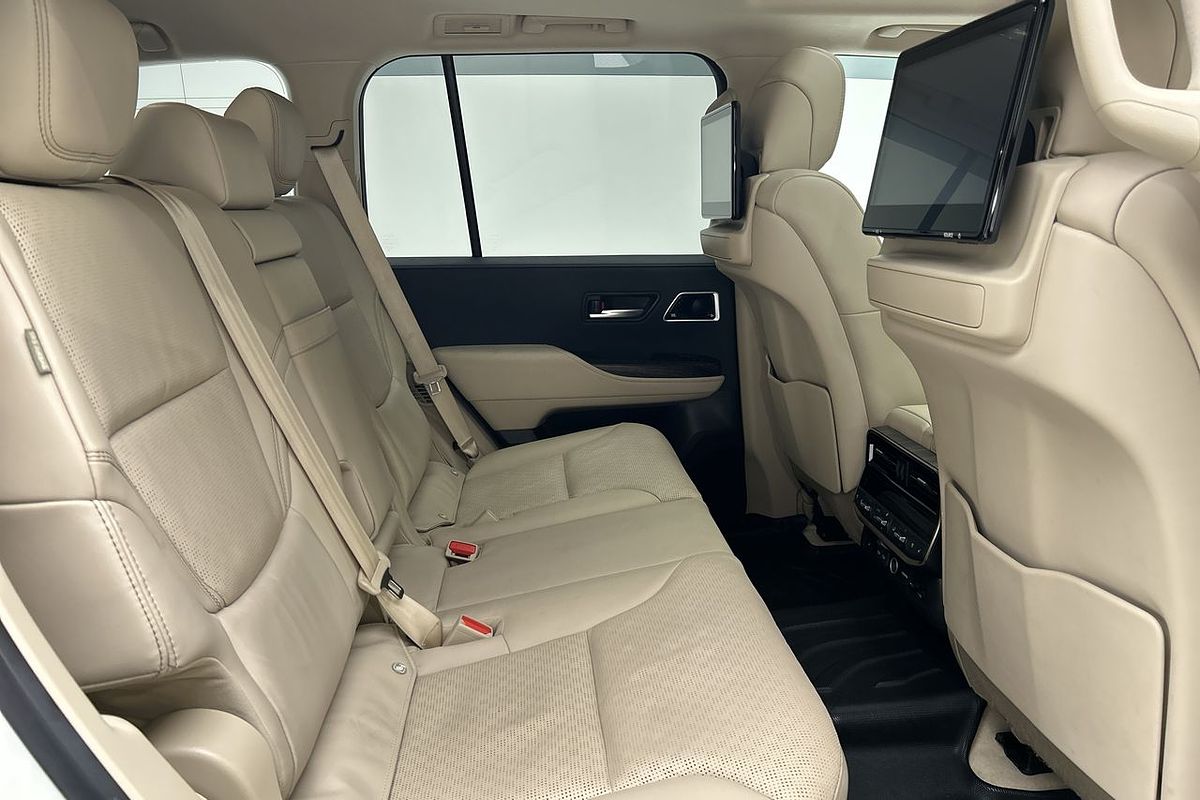 2023 Toyota Landcruiser Sahara FJA300R
