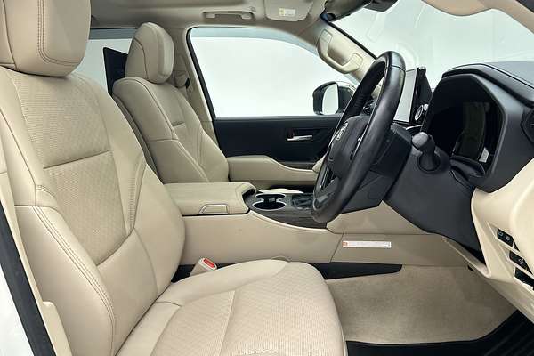 2023 Toyota Landcruiser Sahara FJA300R