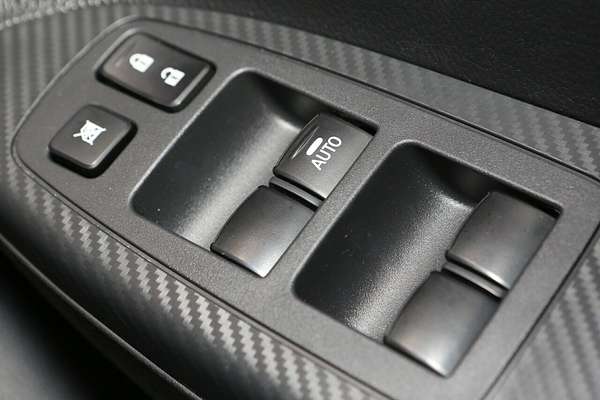2024 Mitsubishi Eclipse Cross ES YB