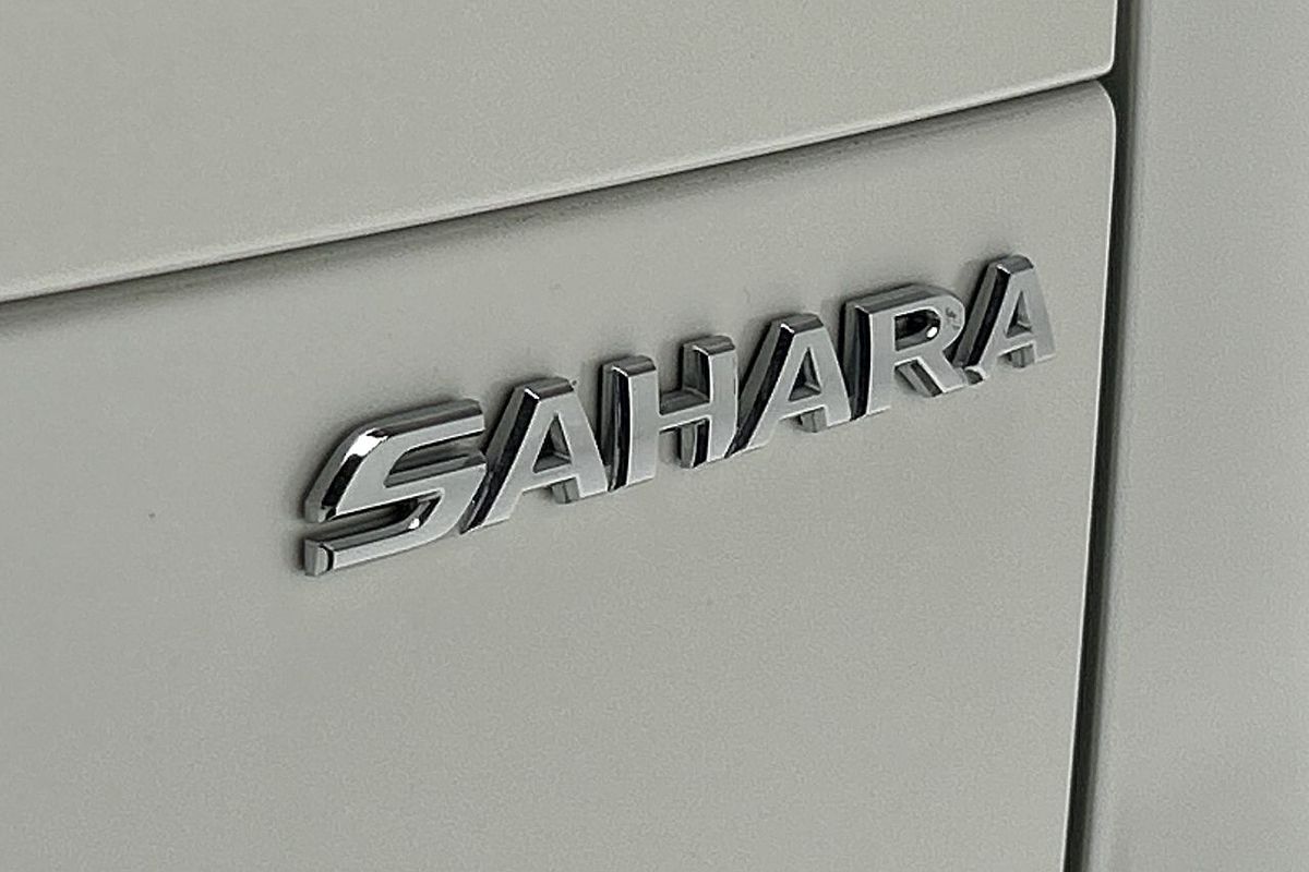 2023 Toyota Landcruiser Sahara FJA300R