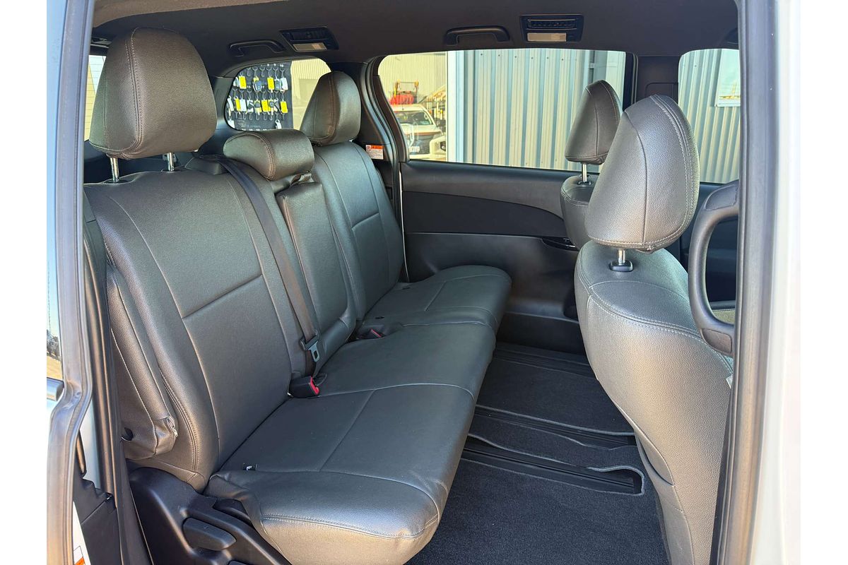 2019 Toyota Tarago GLi GSR50R