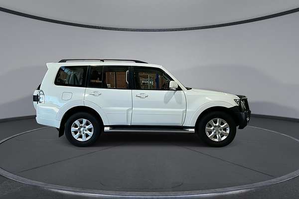 2020 Mitsubishi Pajero GLX NX