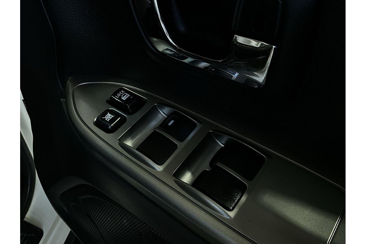 2020 Mitsubishi Pajero GLX NX
