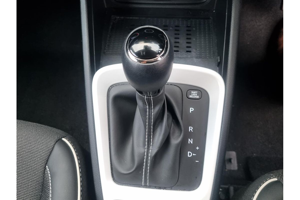 2024 Hyundai Venue Active QX.V5