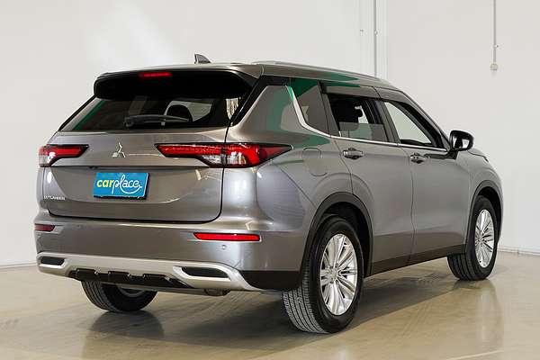 2022 Mitsubishi Outlander LS ZM