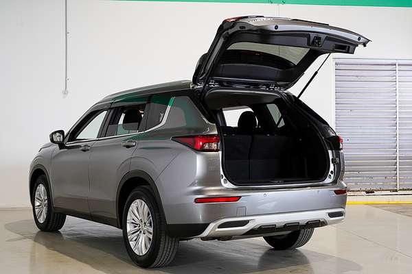2022 Mitsubishi Outlander LS ZM