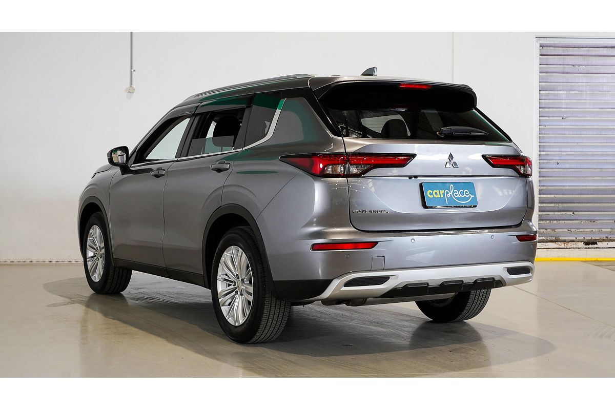 2022 Mitsubishi Outlander LS ZM