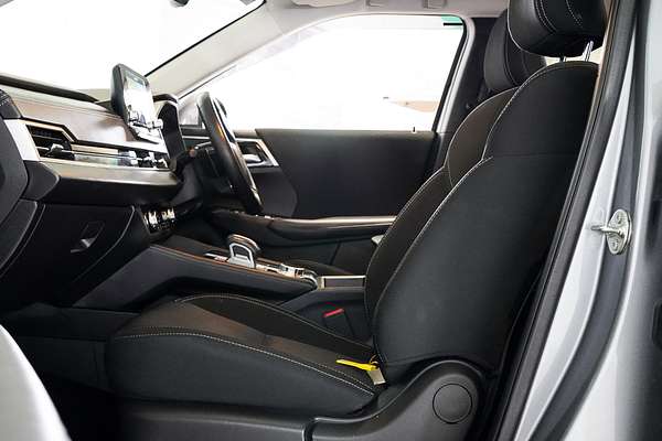 2022 Mitsubishi Outlander LS ZM