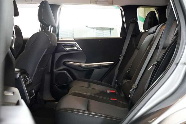 2022 Mitsubishi Outlander LS ZM