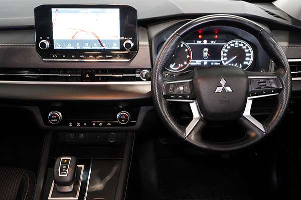 2022 Mitsubishi Outlander LS ZM