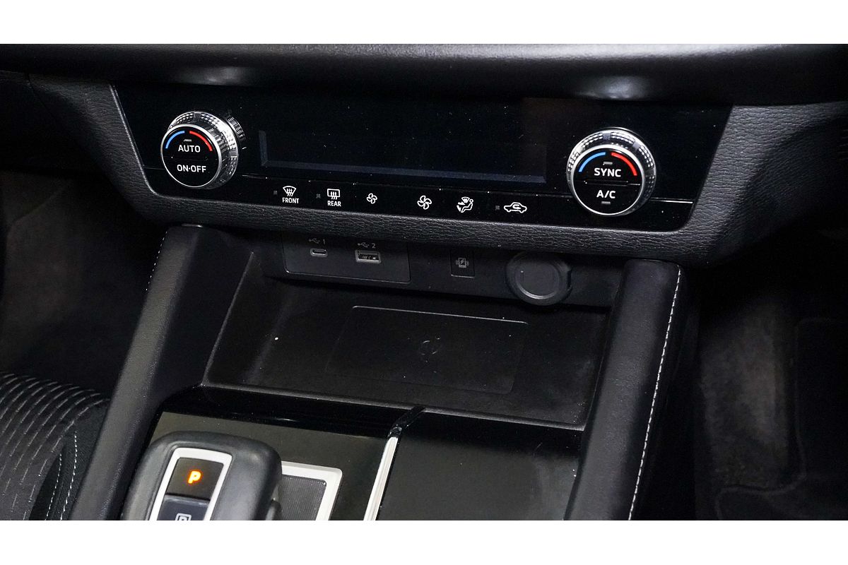 2022 Mitsubishi Outlander LS ZM