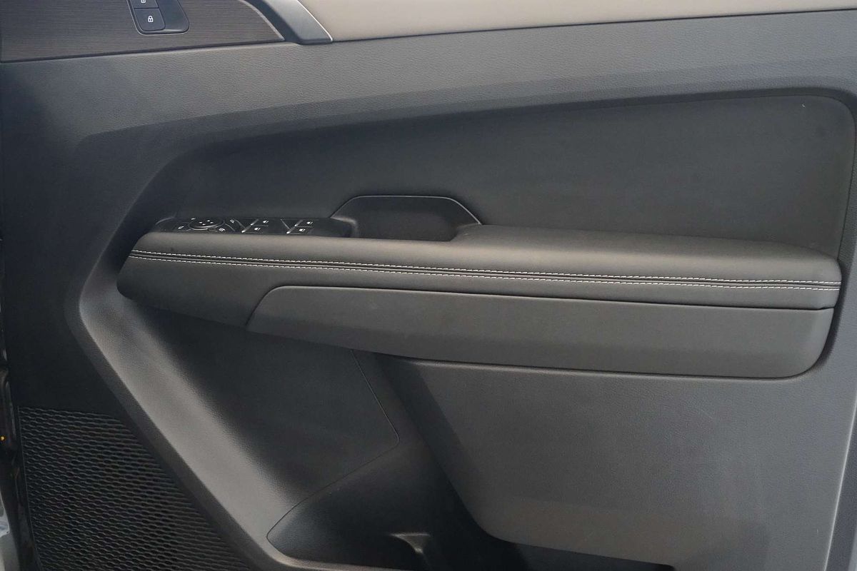 2024 Volkswagen Amarok TDI600 Style NF 4X4