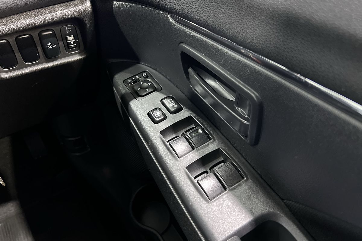 2020 Mitsubishi ASX ES XD