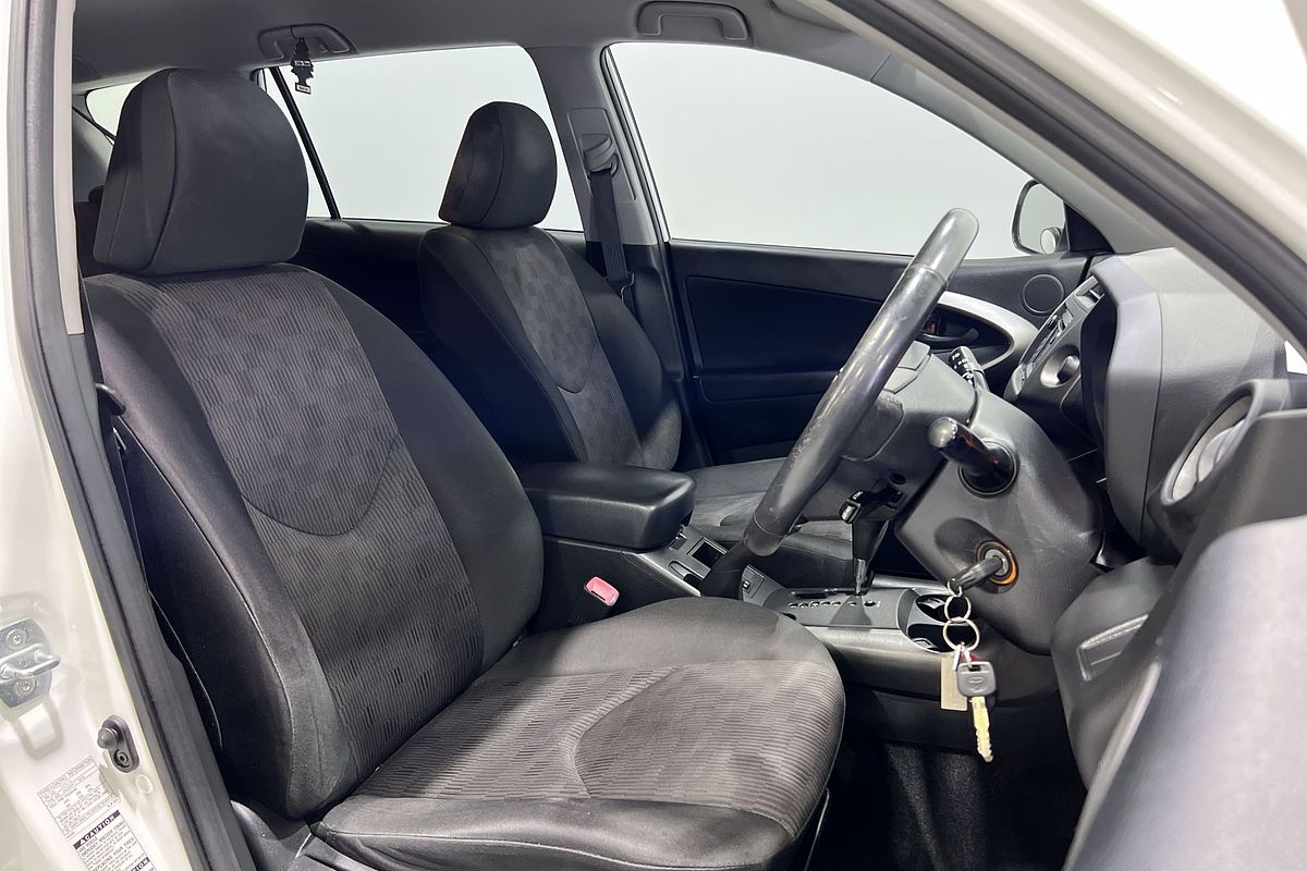2010 Toyota RAV4 CV ACA33R