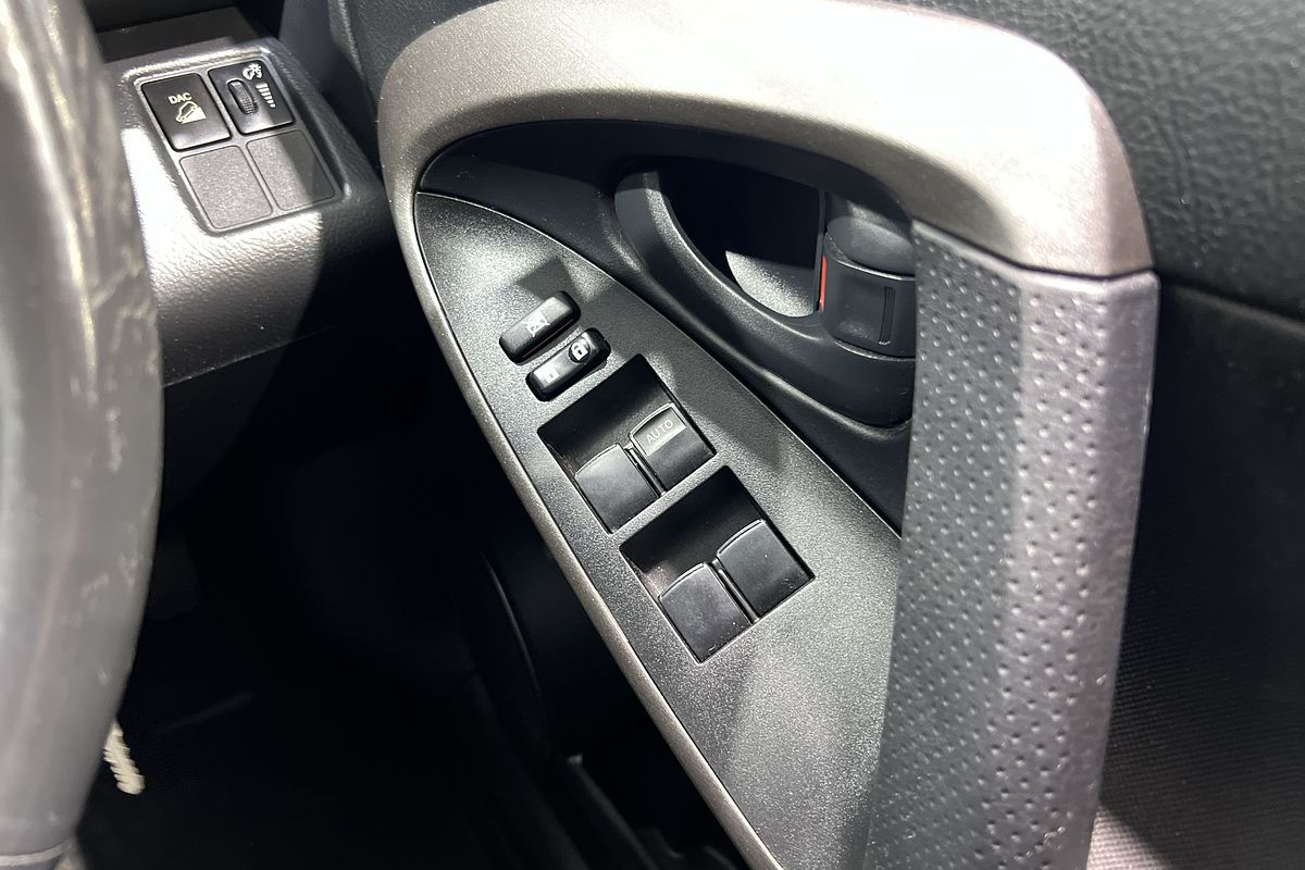 2010 Toyota RAV4 CV ACA33R