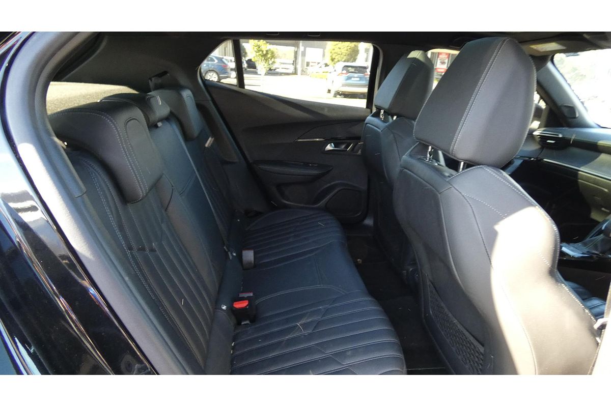 2021 Peugeot 2008 GT Sport P24