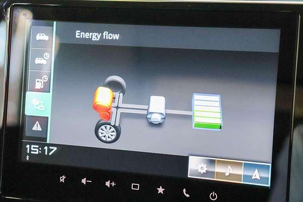 2025 Suzuki Swift Hybrid UZ