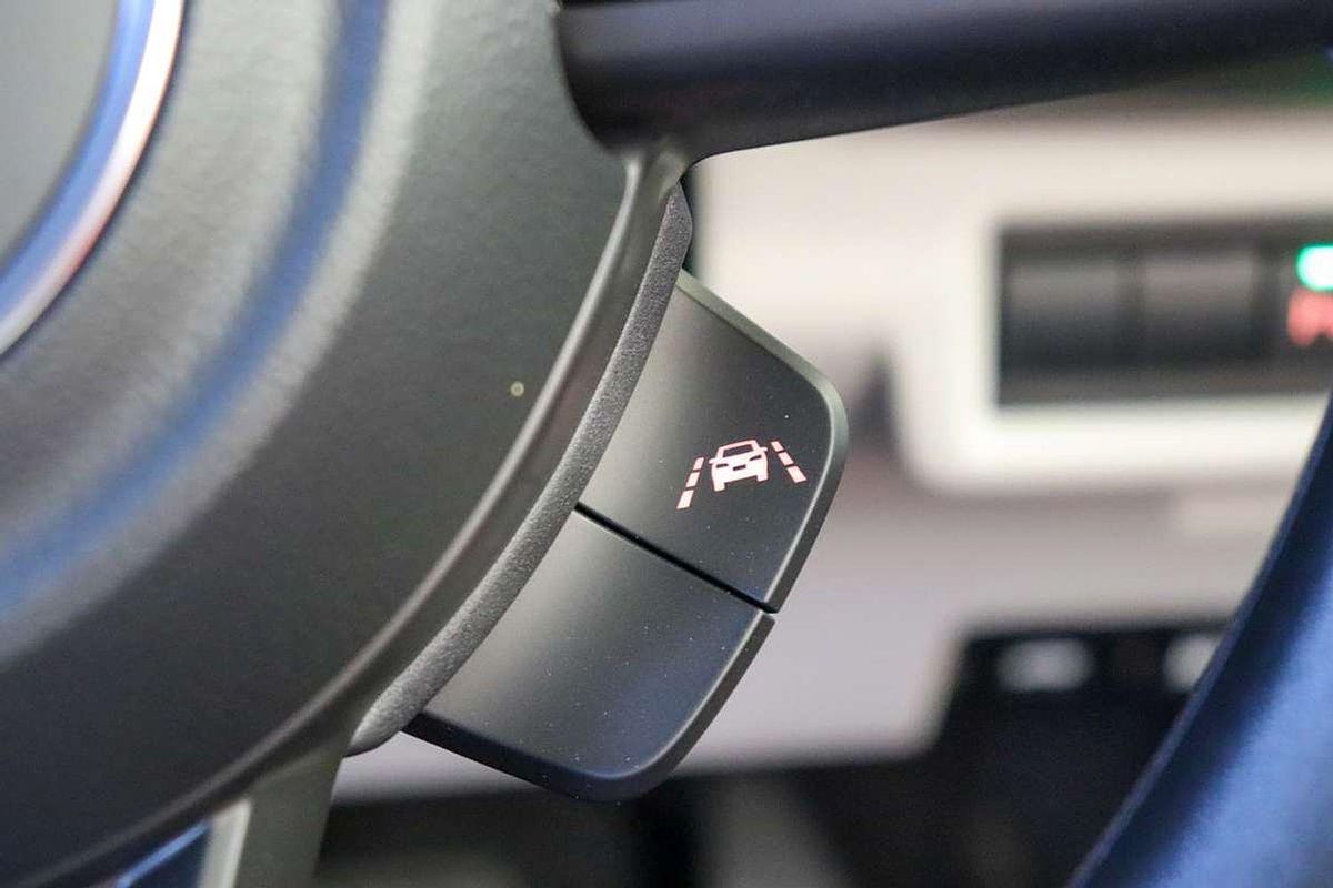 2025 Suzuki Swift Hybrid UZ