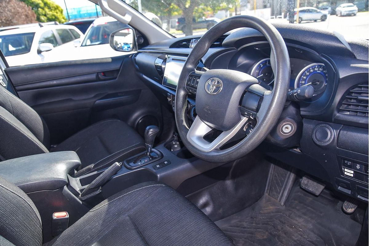 2019 Toyota Hilux SR GUN126R 4X4