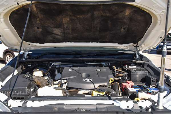 2019 Toyota Hilux SR GUN126R 4X4