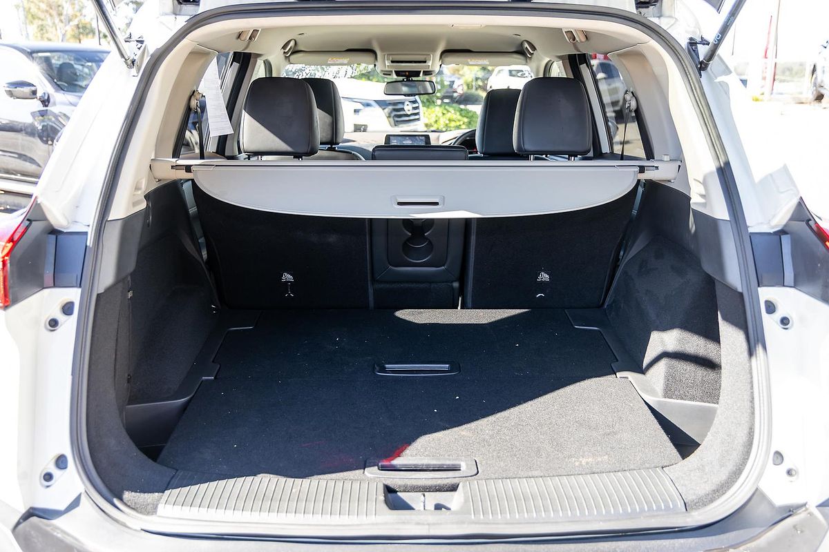 2023 Nissan X-TRAIL ST-L e-POWER T33