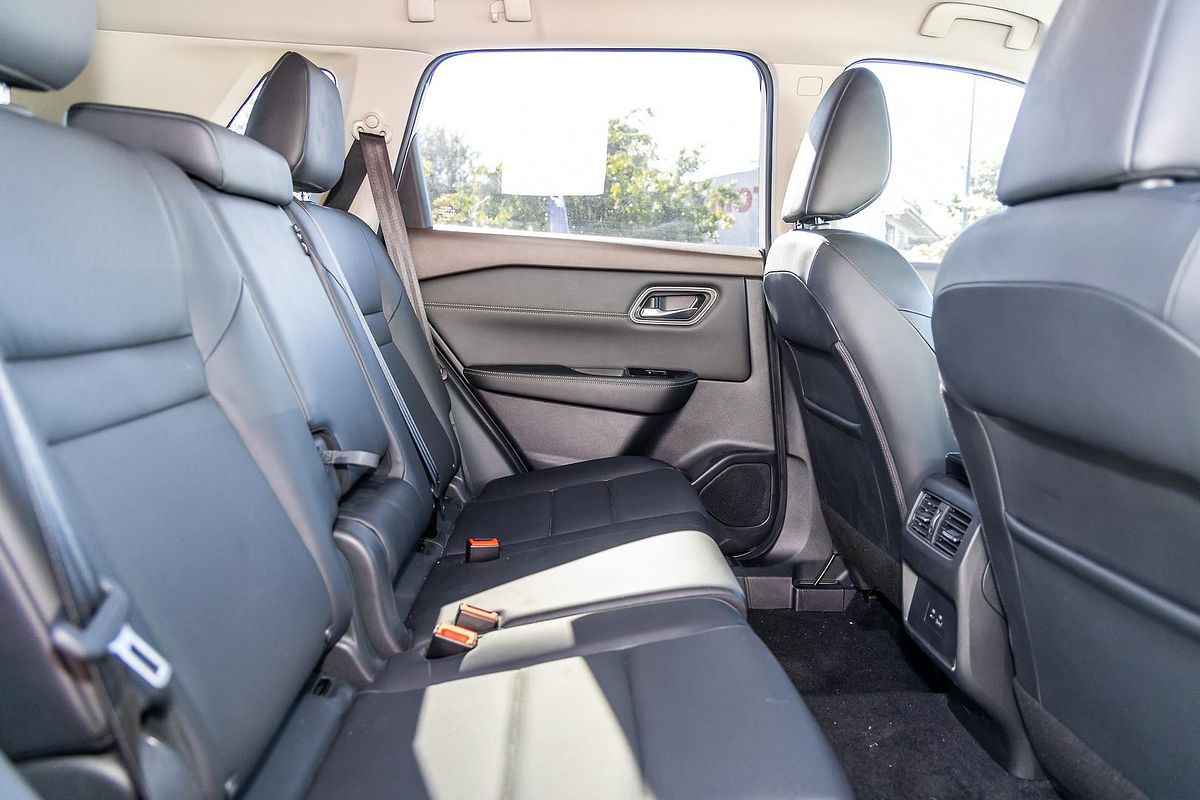 2023 Nissan X-TRAIL ST-L e-POWER T33