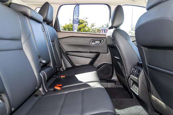 2024 Nissan X-TRAIL ST-L e-POWER T33