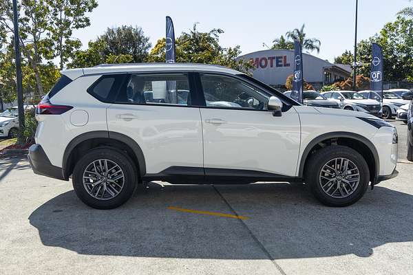 2024 Nissan X-TRAIL ST T33