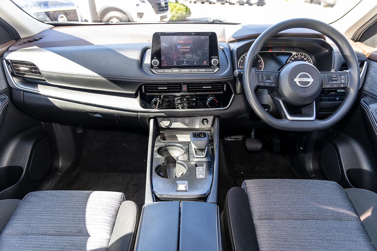 2024 Nissan X-TRAIL ST T33