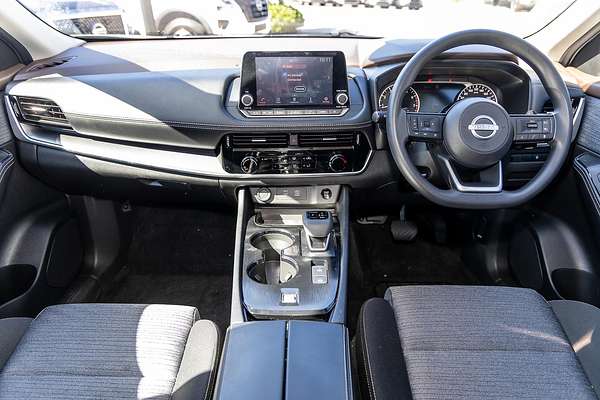 2024 Nissan X-TRAIL ST T33
