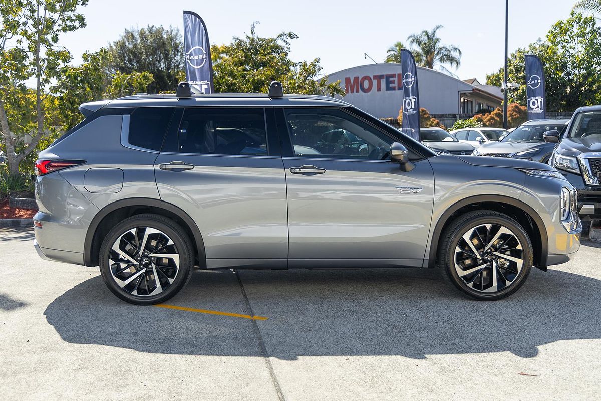 2023 Mitsubishi Outlander PHEV Exceed ZM