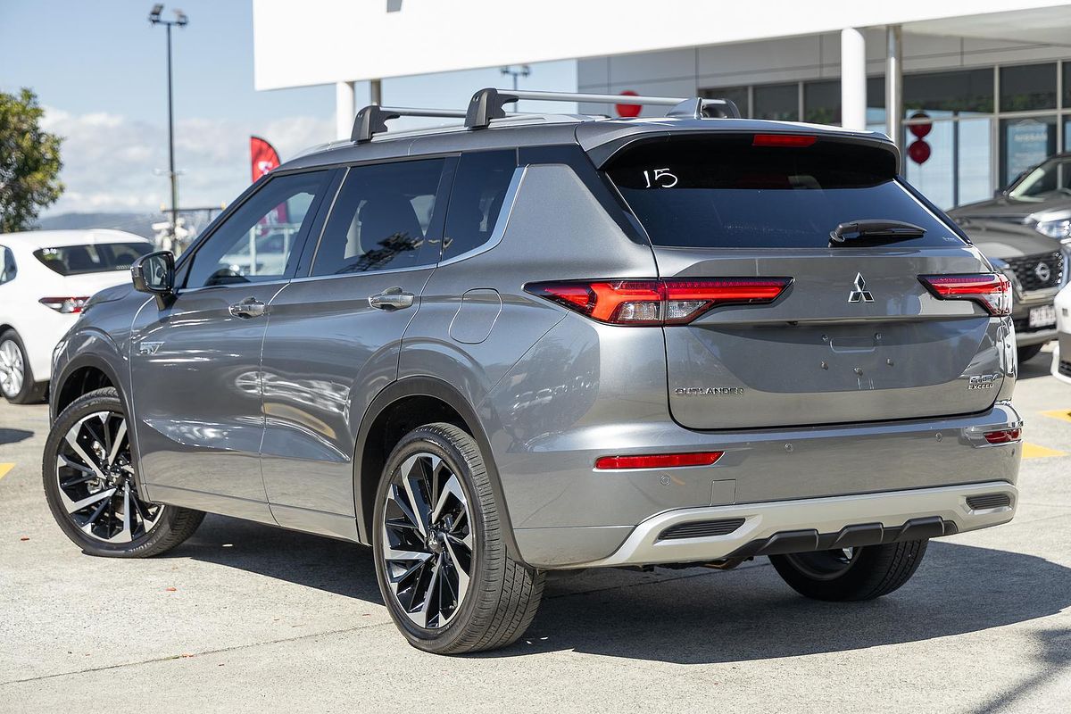 2023 Mitsubishi Outlander PHEV Exceed ZM
