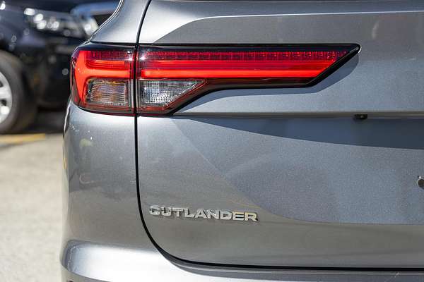 2023 Mitsubishi Outlander PHEV Exceed ZM