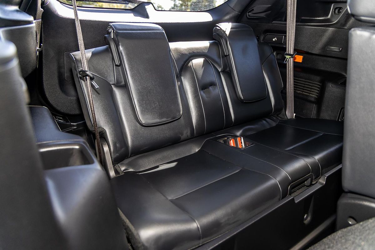 2023 Mitsubishi Outlander PHEV Exceed ZM