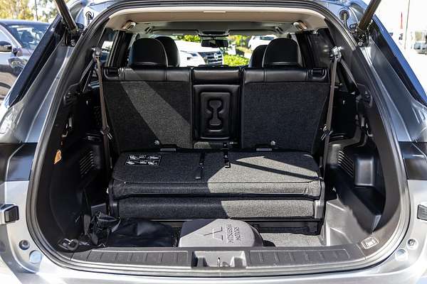2023 Mitsubishi Outlander PHEV Exceed ZM