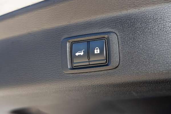 2023 Mitsubishi Outlander PHEV Exceed ZM