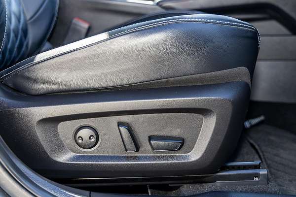 2023 Mitsubishi Outlander PHEV Exceed ZM