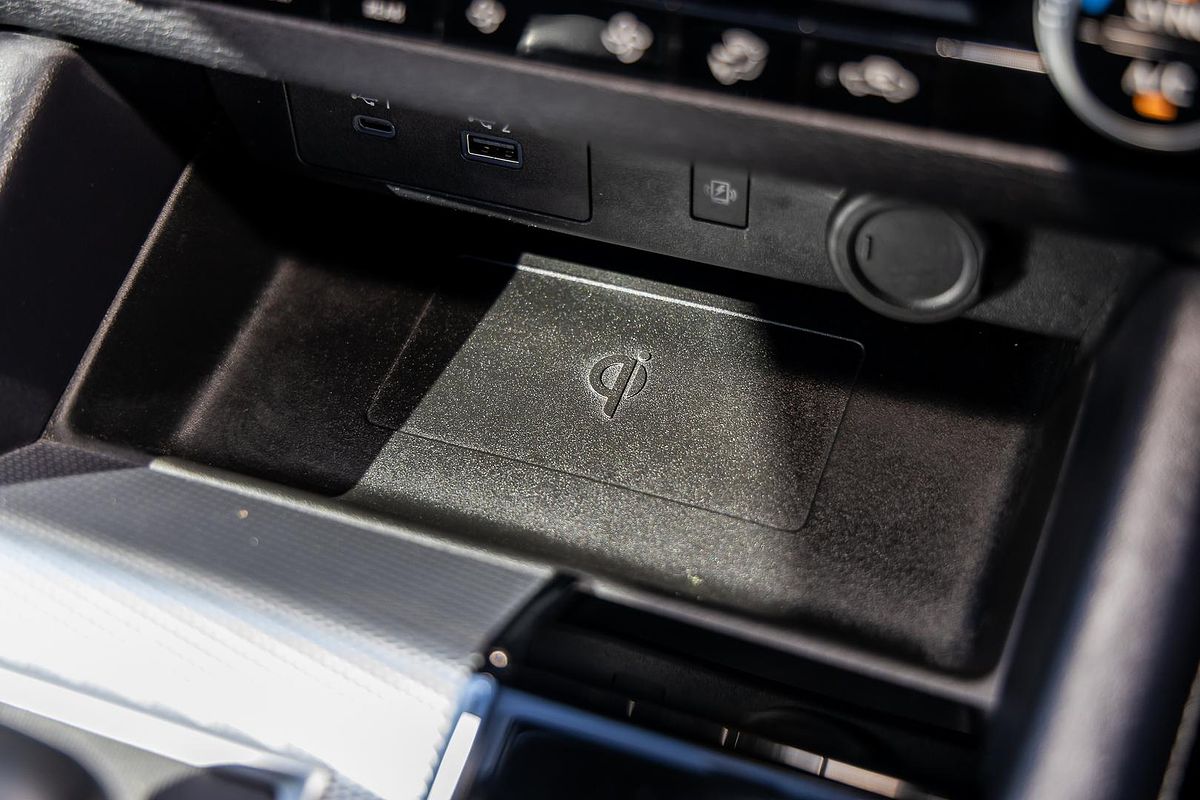 2023 Mitsubishi Outlander PHEV Exceed ZM