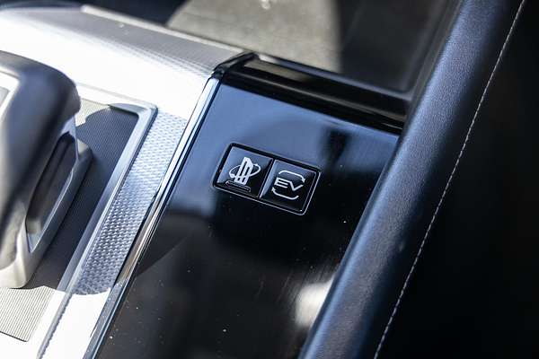 2023 Mitsubishi Outlander PHEV Exceed ZM