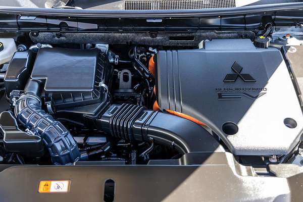 2023 Mitsubishi Outlander PHEV Exceed ZM