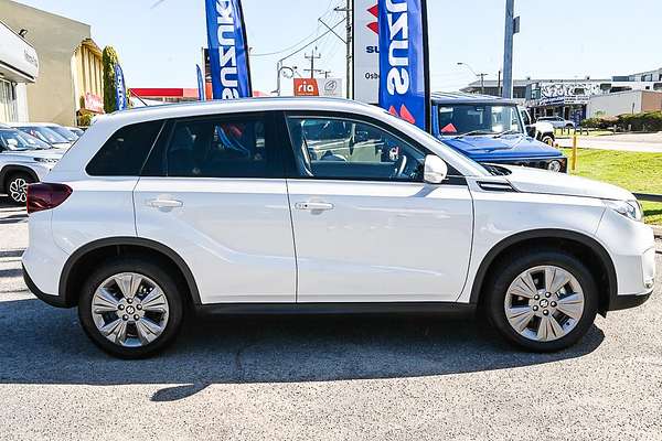 2025 Suzuki Vitara
